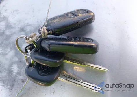 2005 Toyota Highlander V6 z USA, uszkodzony, nr VIN JTEGP21A550080749